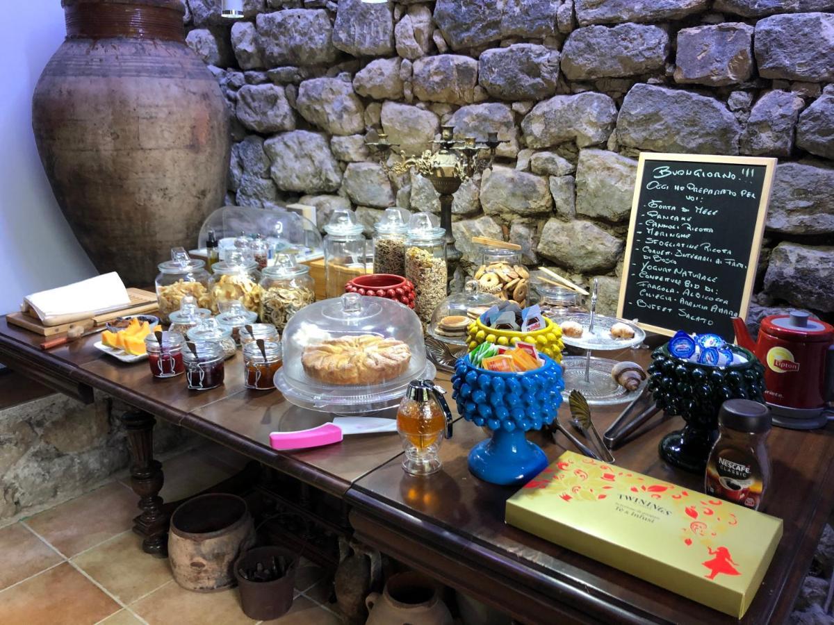 San Noto Antica Residenza Di Caccia Bed & Breakfast Ficarra Exterior photo